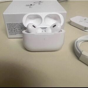 Premium Wireless Earbuds – Active Noise Canceling – USB-C Case